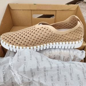 NWT - Ilse Jacobsen Tulip Shoe - Size 37